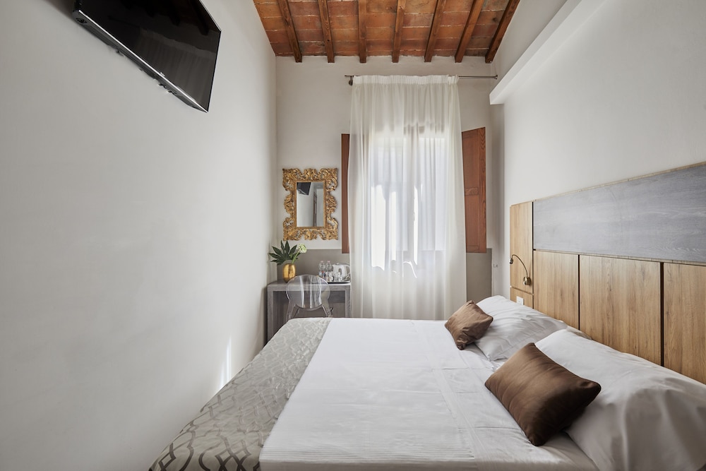 SETTE ANGELI ROOMS 25/72