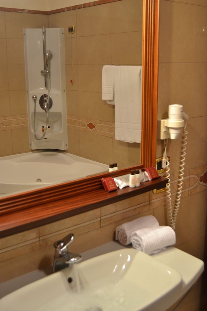 Hotel Giulia 27/74