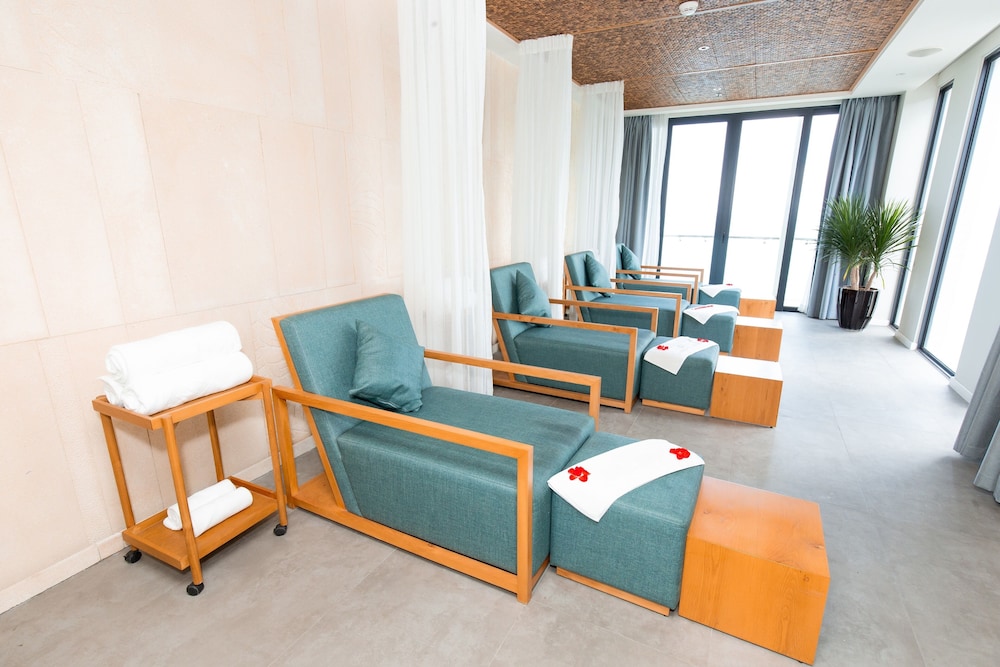 Anya Premier Beachfront Hotel Quy Nhon 28/50