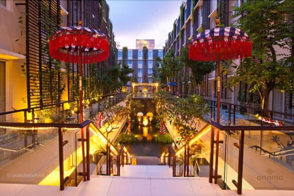 Ananta Legian 50/50