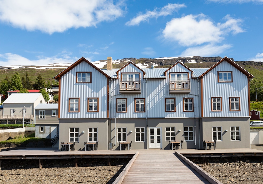 Fosshotel Eastfjords 3/50