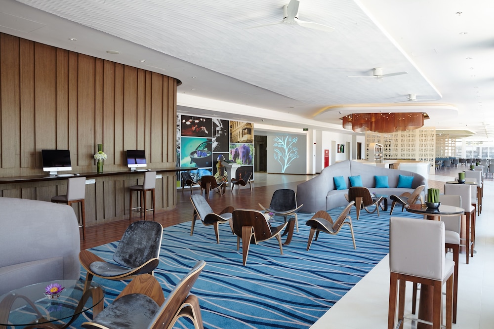 Radisson Hotel Kandy 46/72