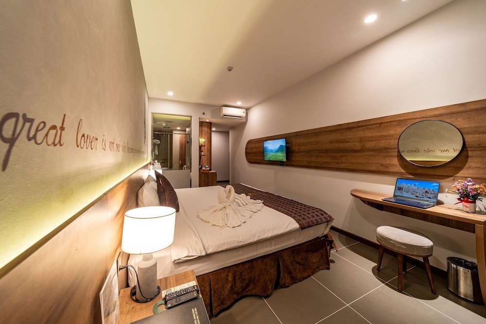 Thanh Long Hotel Bach Dang 50/50
