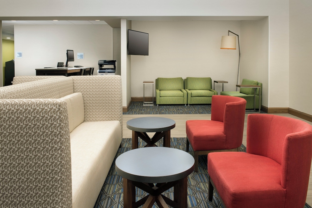 Holiday Inn Express Suites Baltimore Bwi Airport North Ex Wingate By Wyndham 39/69