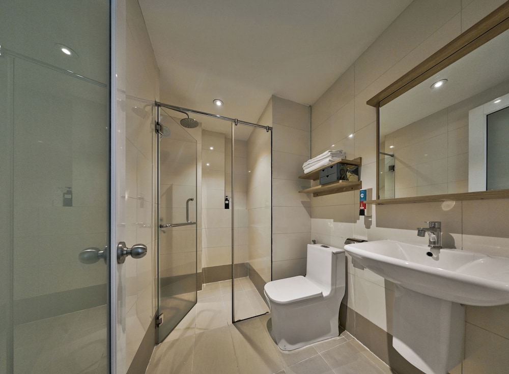 Truong Thinh Hotel Phu Nhuan 47/49