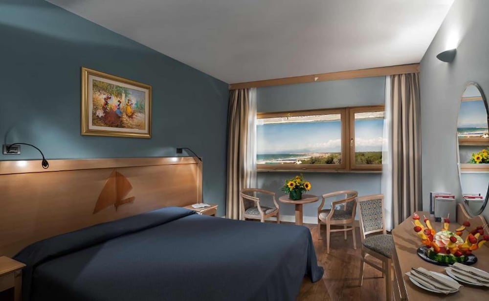 Grand Hotel Continental 24/44