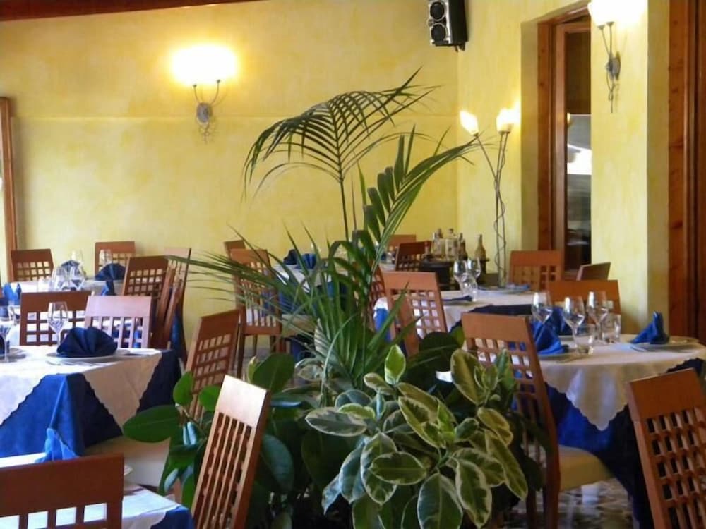 Hotel La Rosa Del Tirreno 24/40