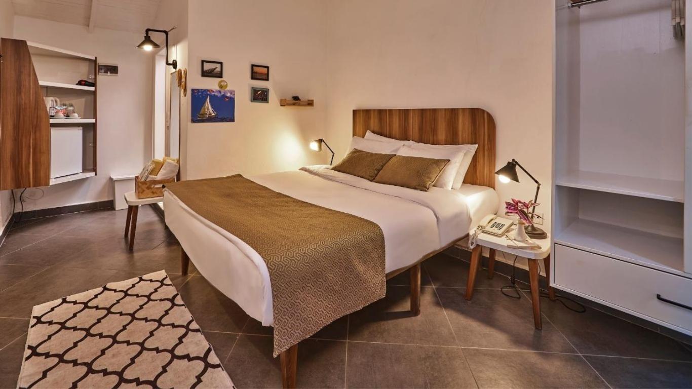ECONOMY, DOUBLE BED