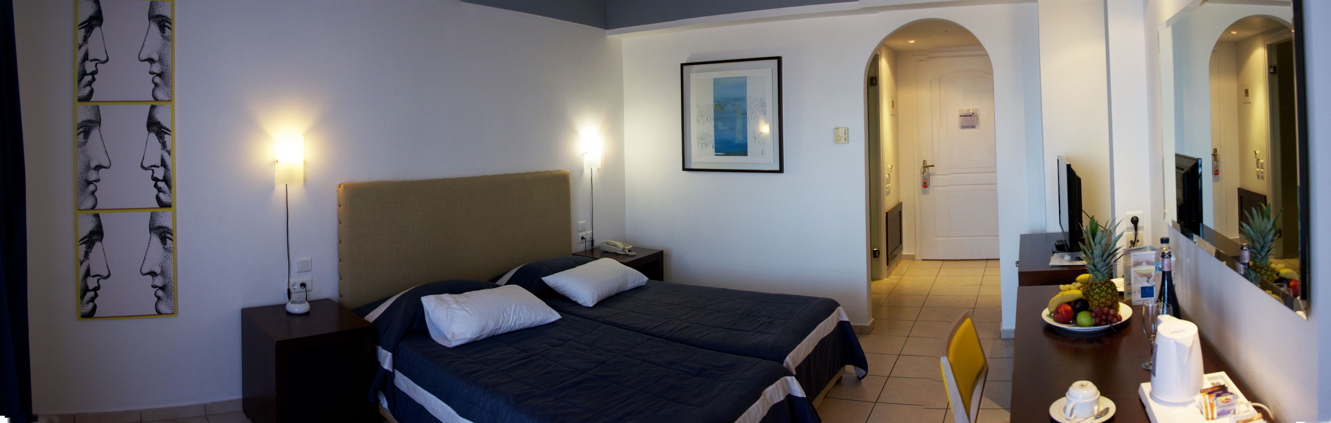 Room, Double or Twin Bed, Garden View