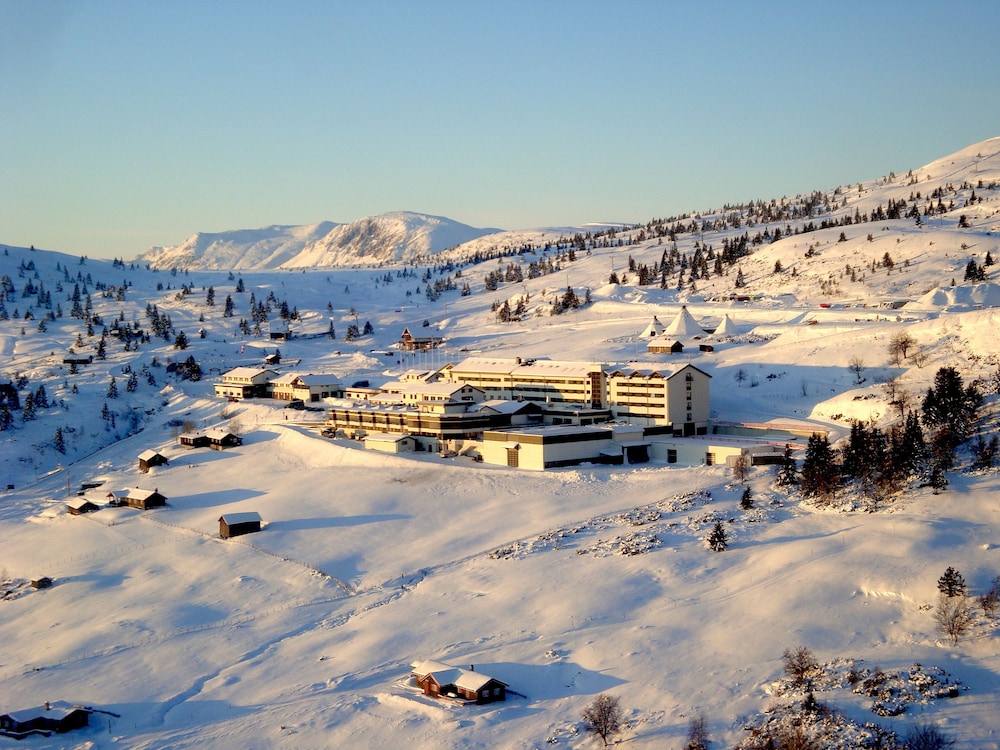 STOREFJELL RESORT HOTEL 37/50