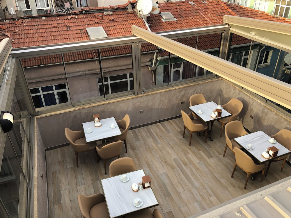 X Nellyi Boutique Hotel 33/50
