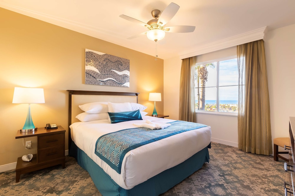 1 BEDROOM, CONDO, FAMILY, KITCHEN