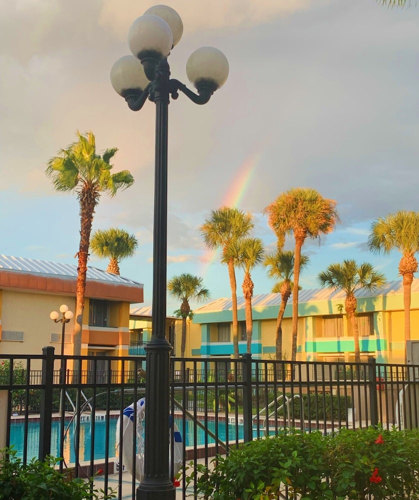 Bposhtels Orlando Florida Mall 35/37