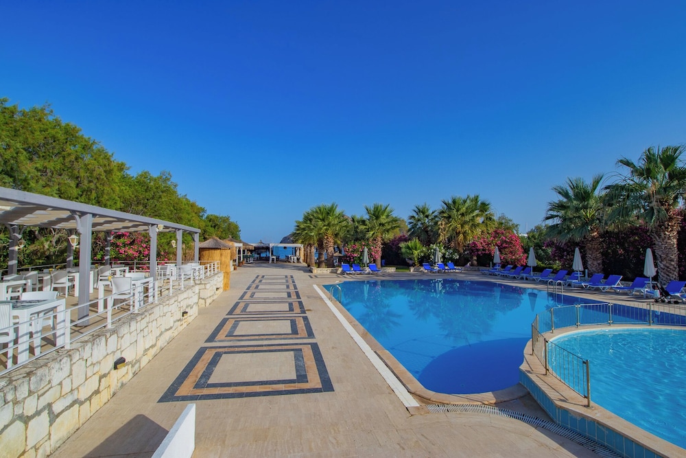 Ladonia Hotels Zemda Gumusluk 45/50