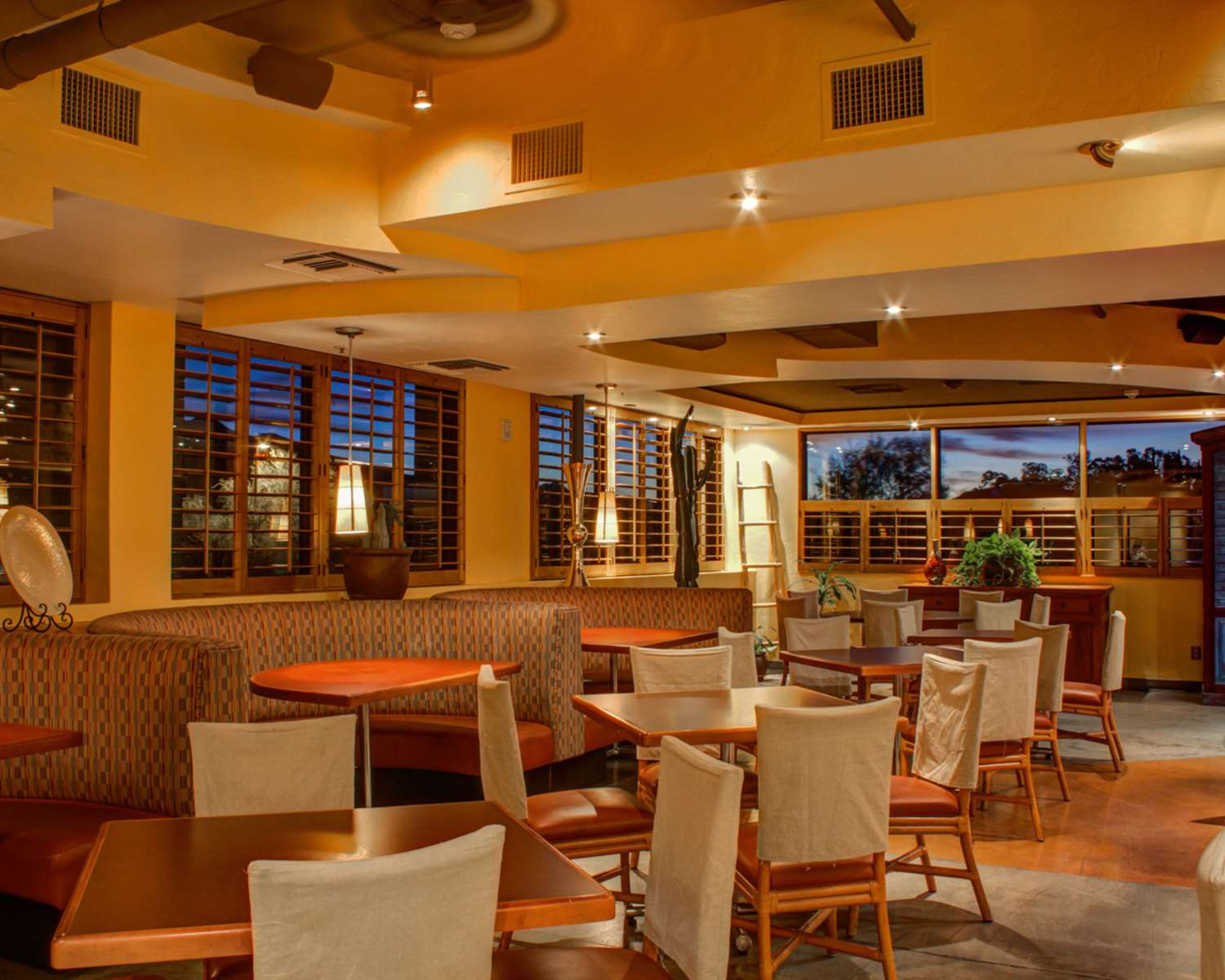 restaurant cafeteria