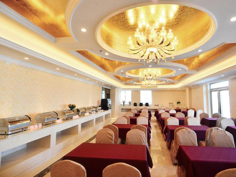 Vienna Hotel (Guilin Railway Station Liangjiang Sihu) 36/45