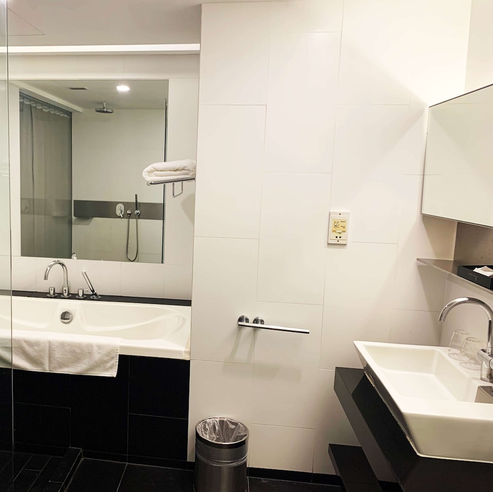 Hotel Maya Kuala Lumpur City Centre 48/48