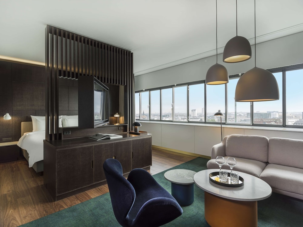 RADISSON COLLECTION ROYAL HOTEL, COPENHAGEN 44/72