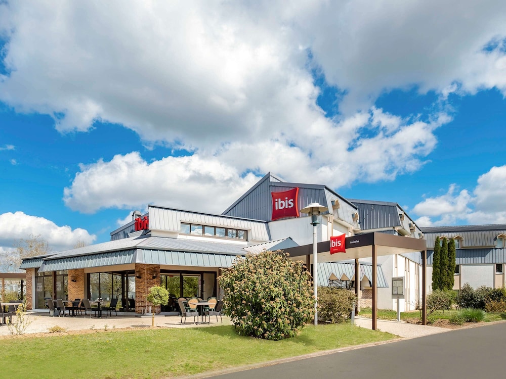 Ibis Amboise 2/65