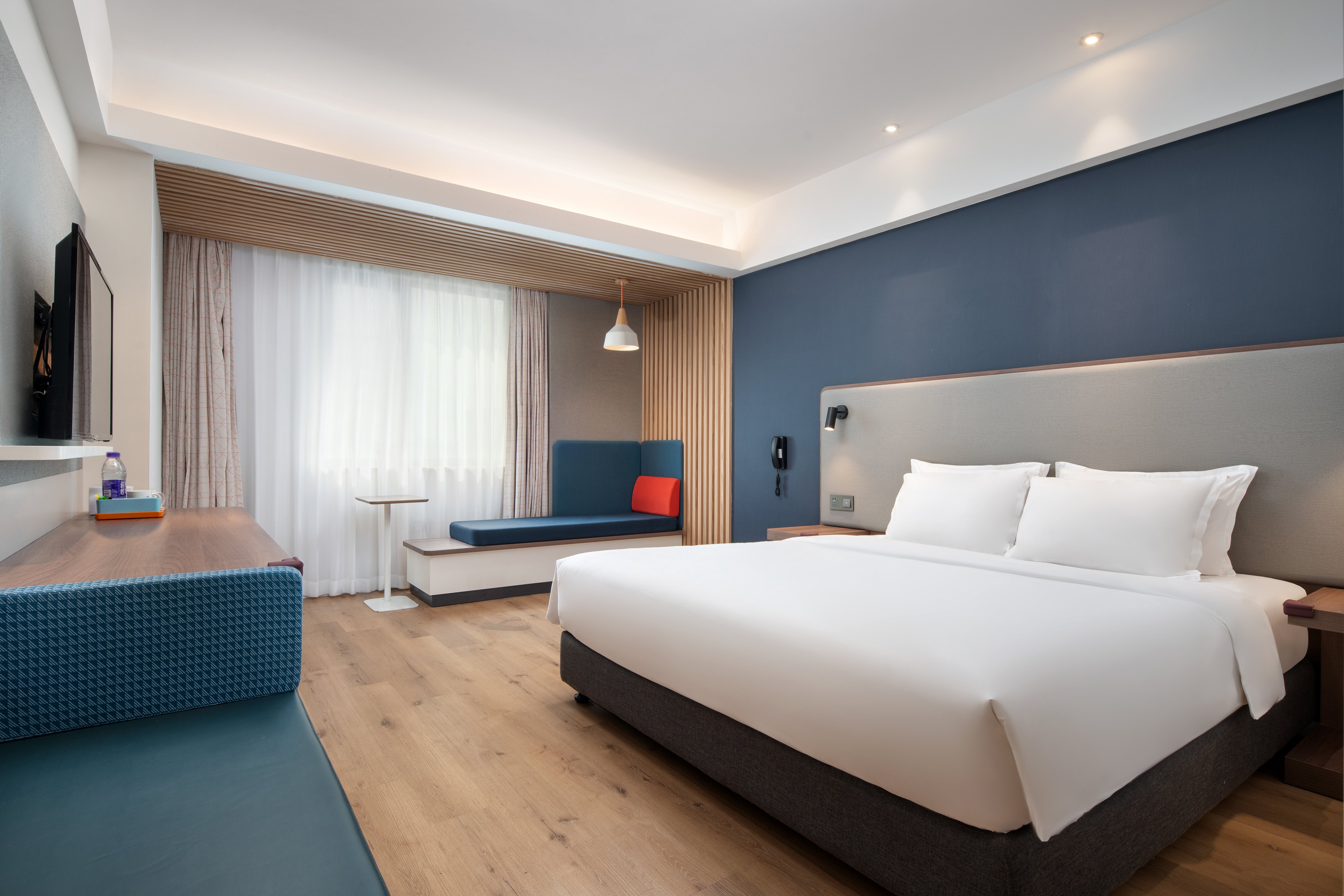 HOLIDAY INN EXPRESS SANYA BAY 19/50