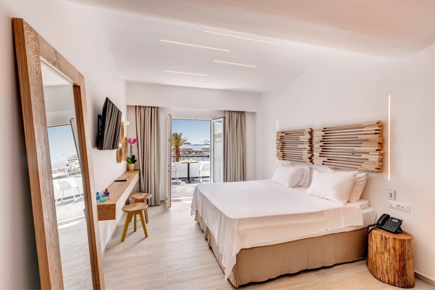 Deluxe, Double or Twin Bed, Sea View