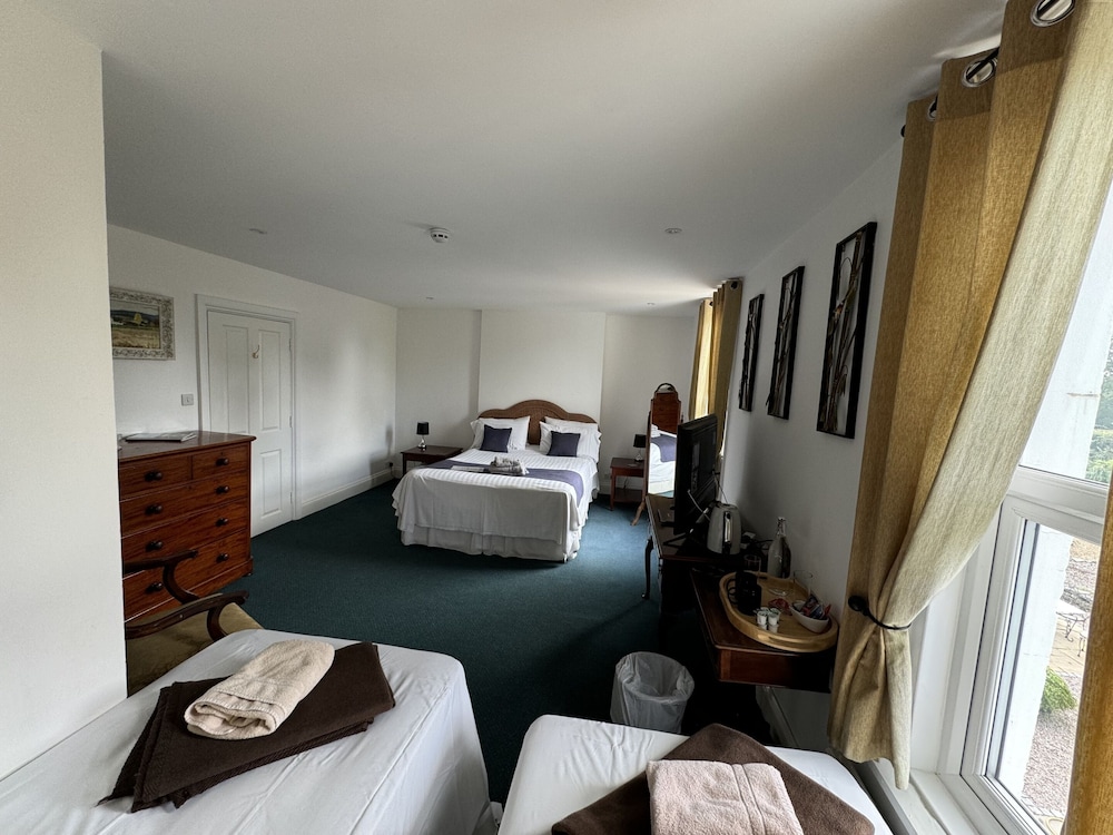 Hookwood Lodge 7/42
