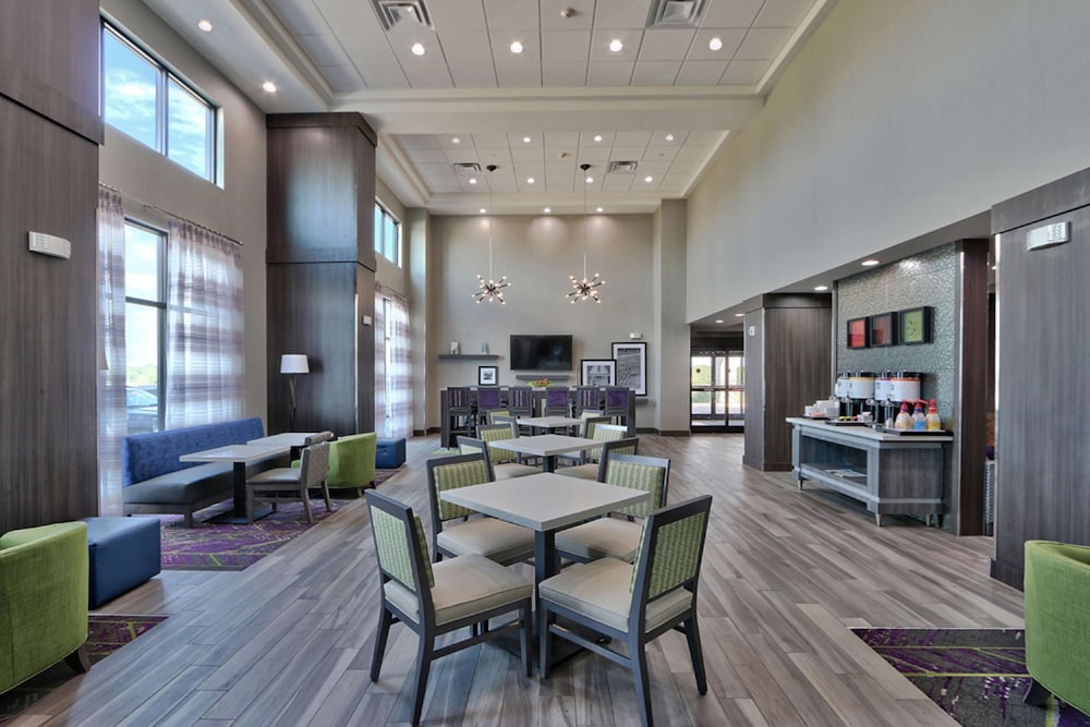 Hampton Inn And Suites Guthrie 45/53