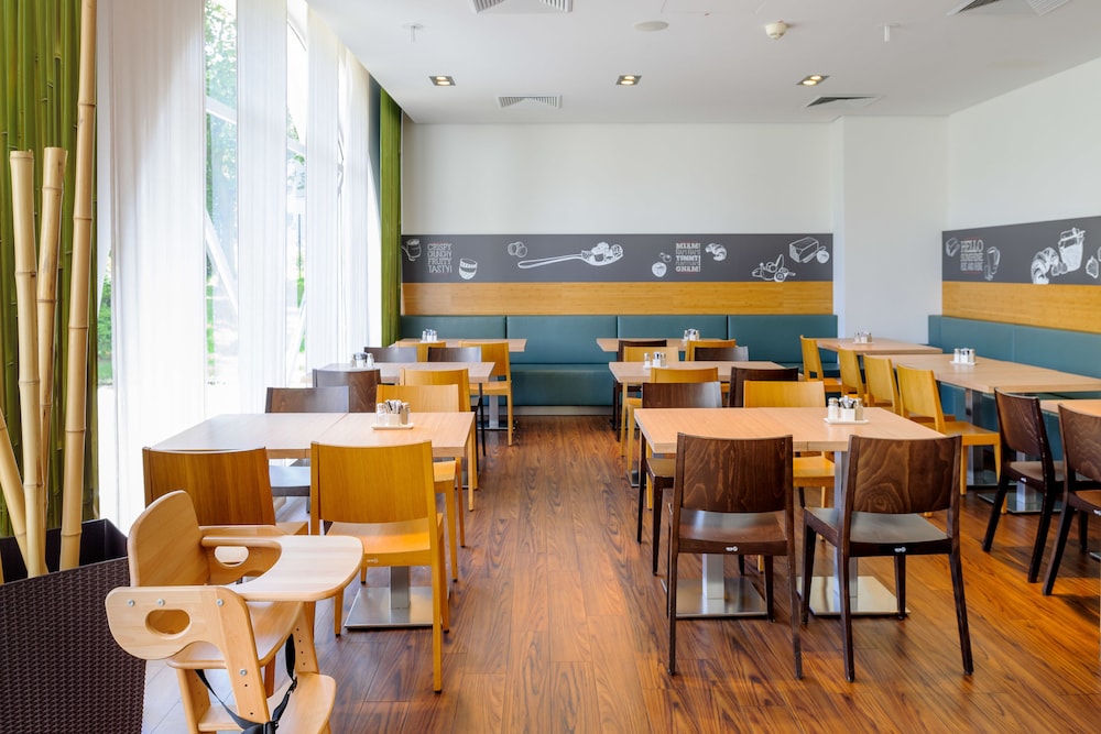 B&B HOTEL Bochum Hbf-Sud 45/56