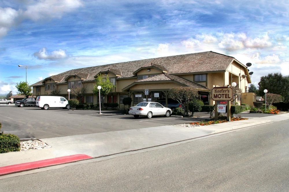 Keefer S Inn 20/24