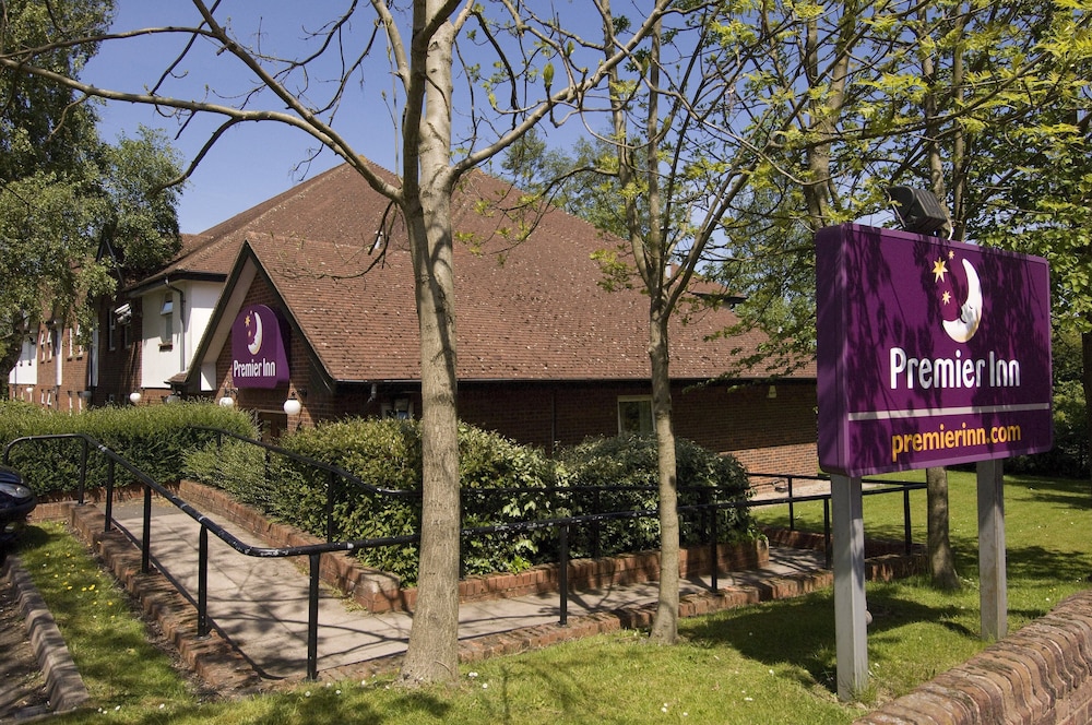 Premier Inn Hagley 31/33