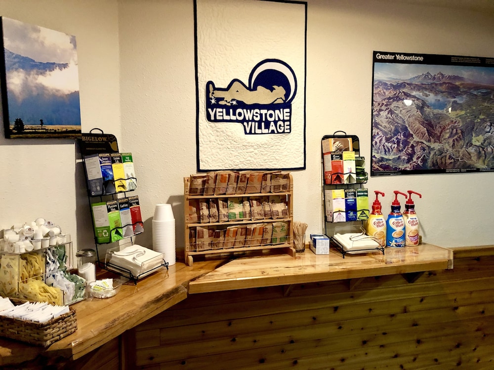 Yellowstone Village Inn and Suites 6/36