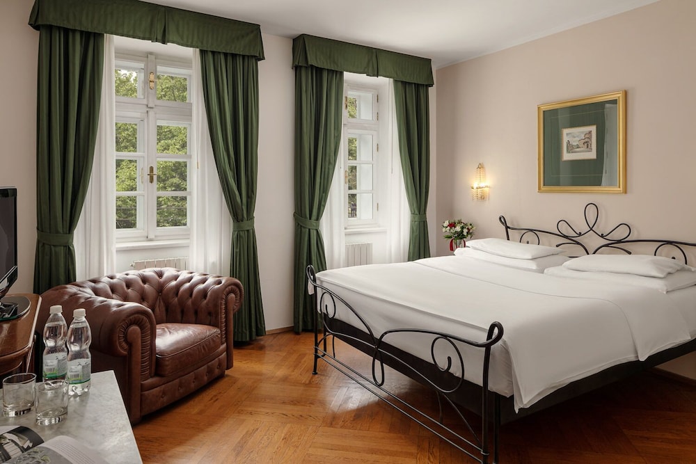 Hotel Roma Prague 11/50