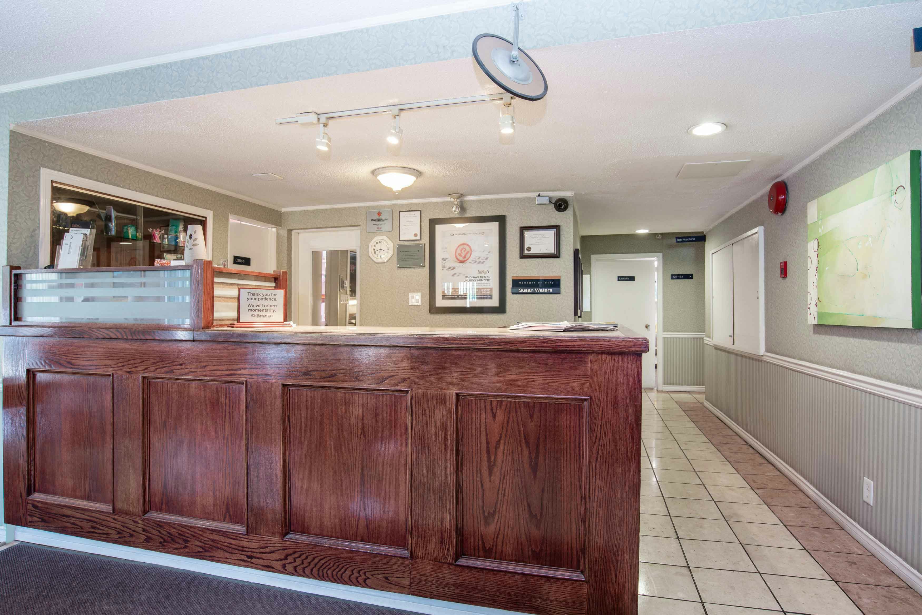 Sandman Inn Cache Creek 6/34