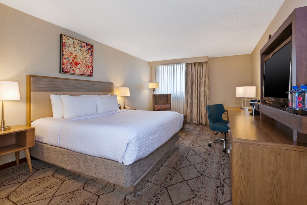 Crowne Plaza Columbus North-Worthington 19/56