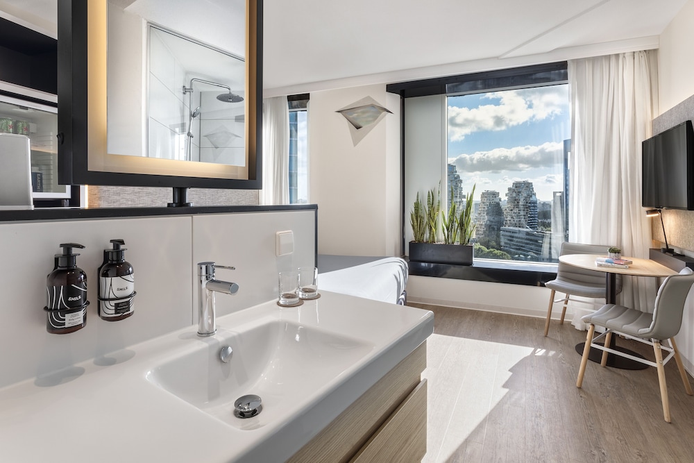 INNSiDE by Melia Amsterdam 68/69