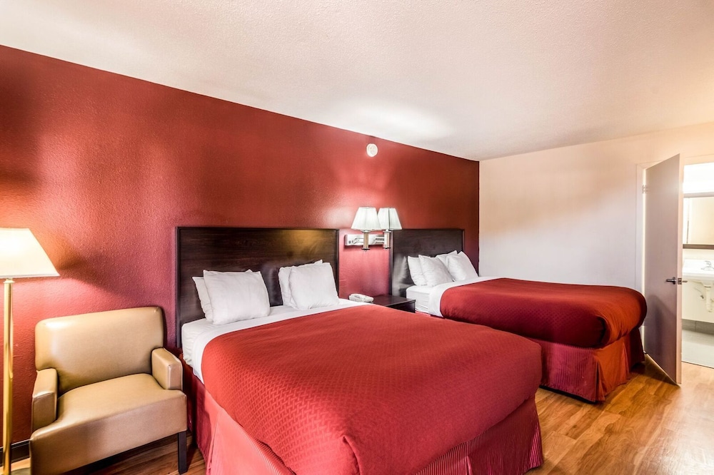 Colby Inn and Suites 10/25