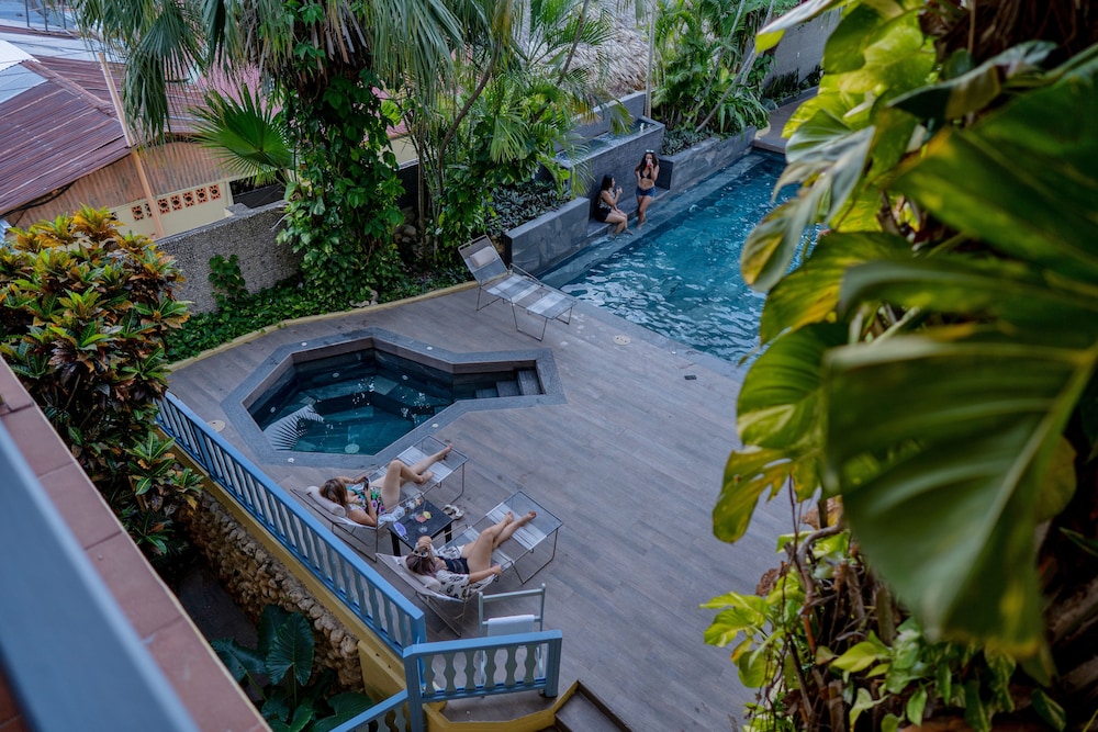 Hotel Casona de La Isla 36/77