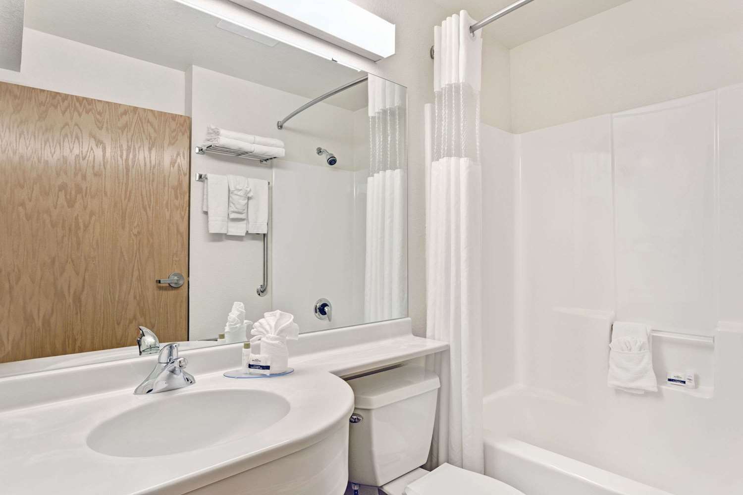 Microtel Inn & Suites by Wyndham Cheyenne 29/31