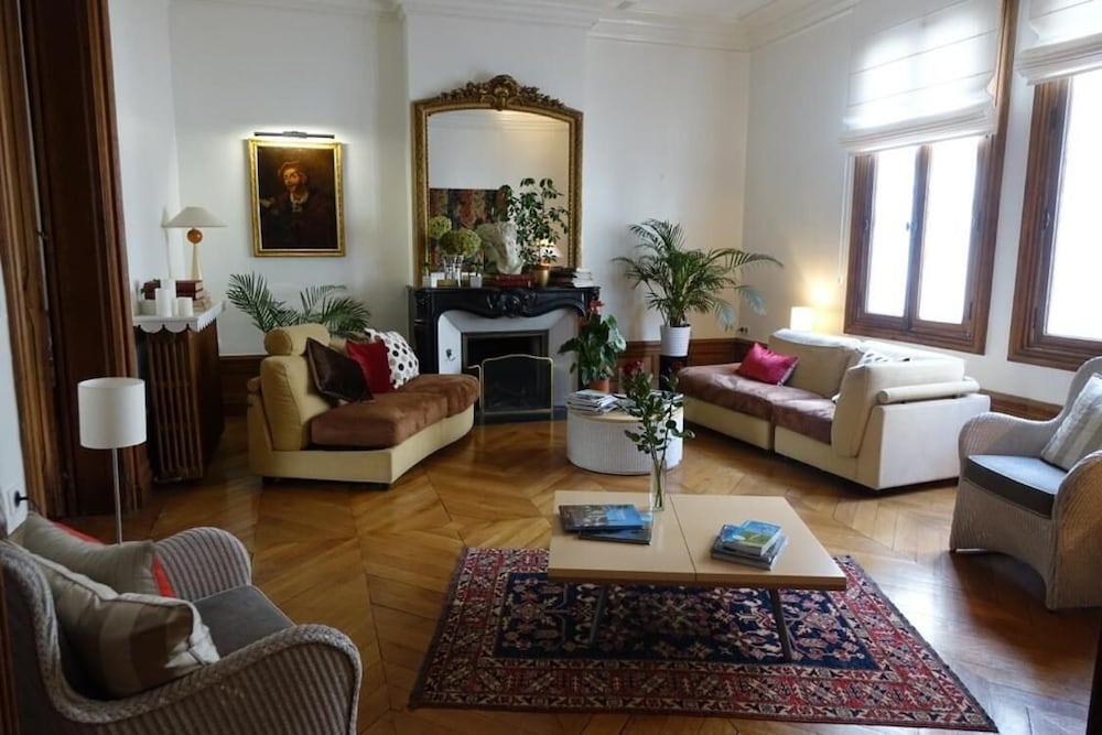 La Maison Jules 30/50