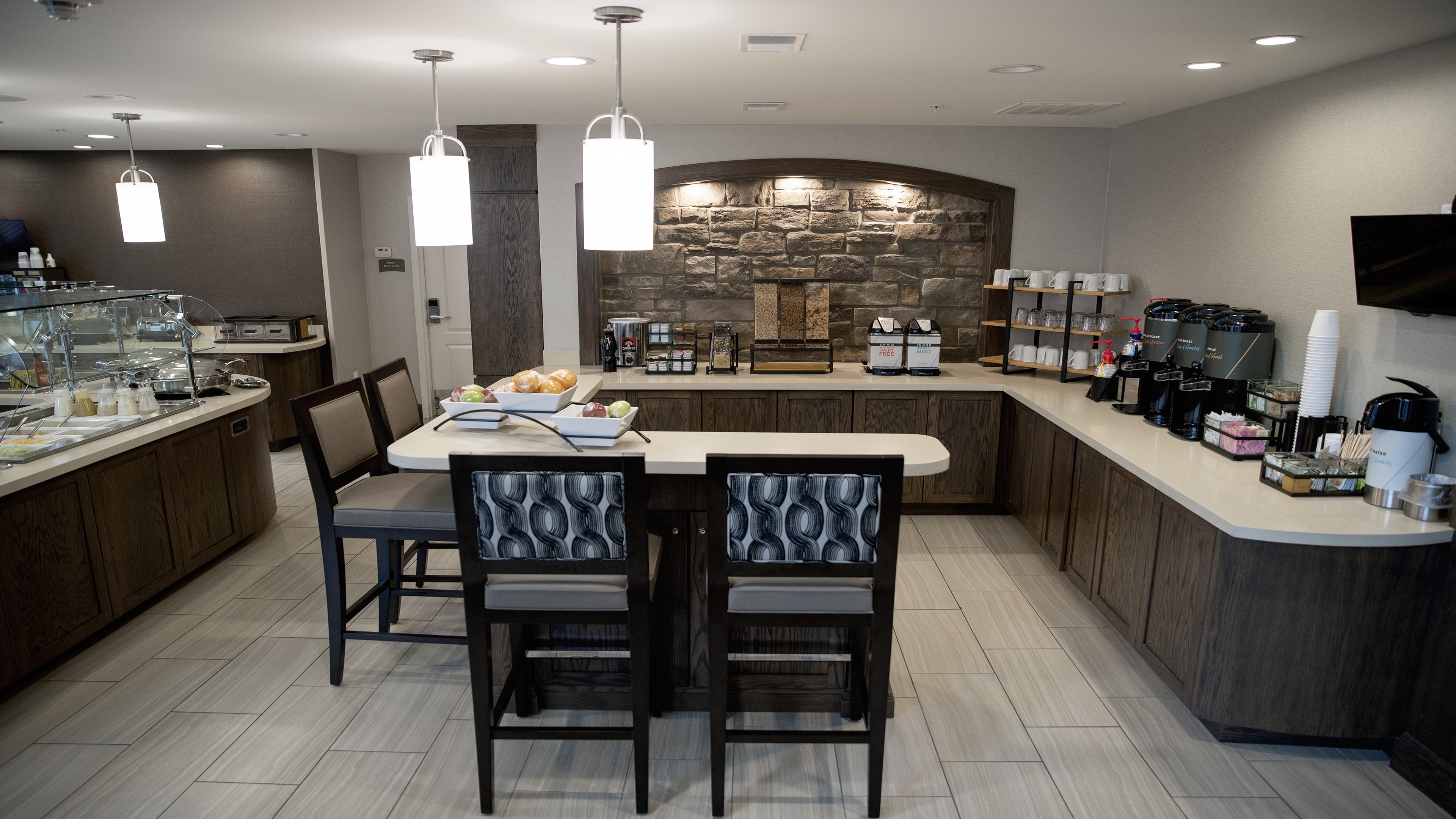 Staybridge Suites Auburn Hills 35/43