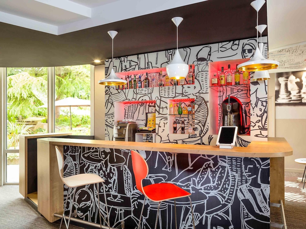 Ibis Lannion Cote De Granit Rose 28/39