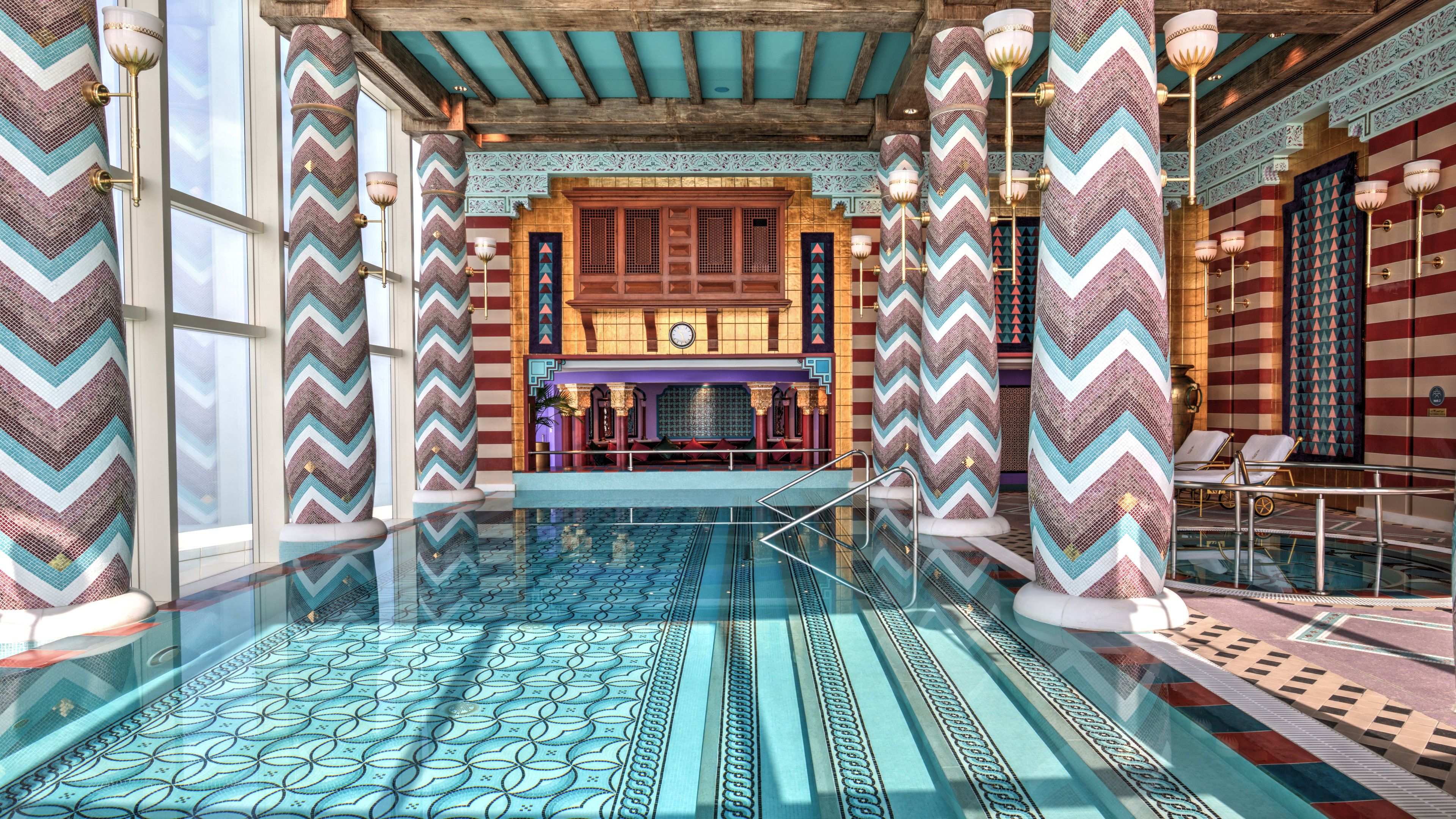 swimming pool spa