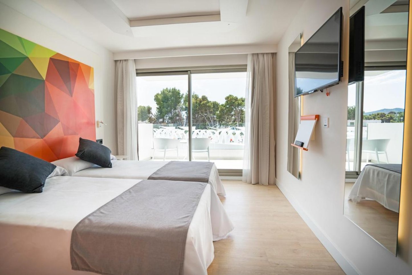 Thb Naeco Ibiza - Adults Only 20/86