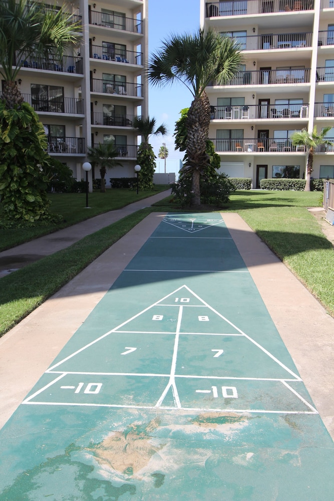 Royale Beach and Tennis Club, a VRI resort 19/49