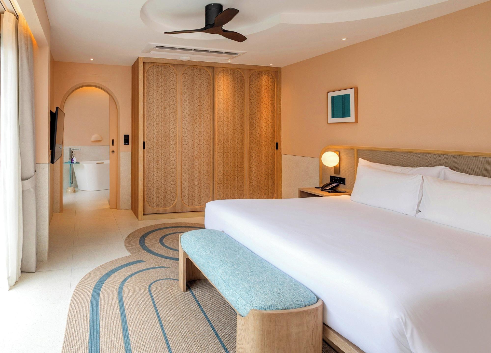 Centara Karon Villas Phuket 18/54