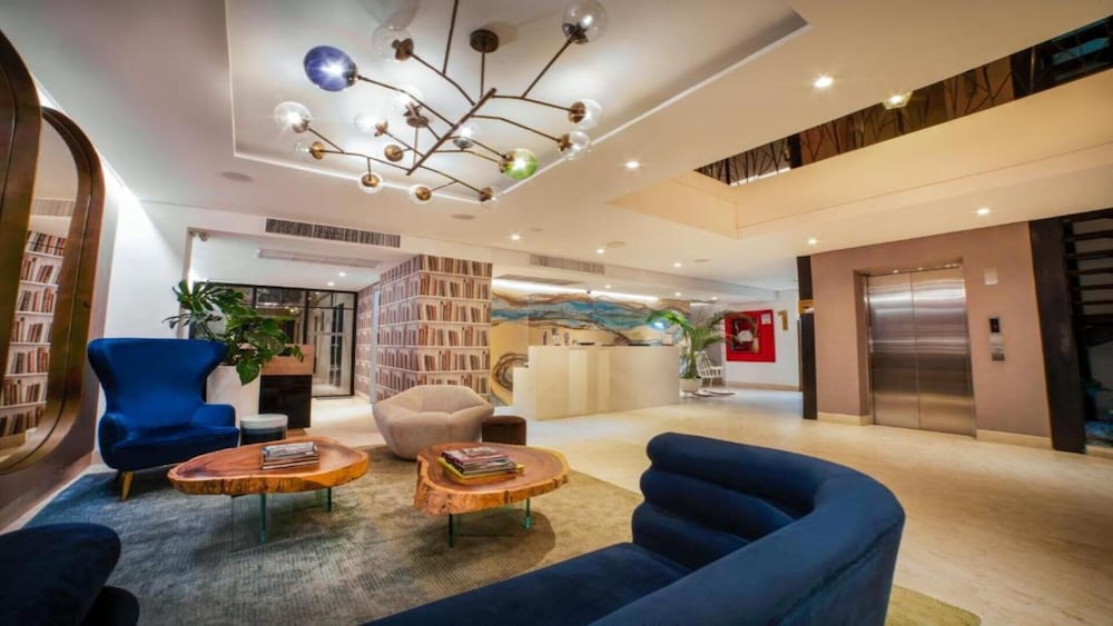 Alko Hotel Cotona 39/55