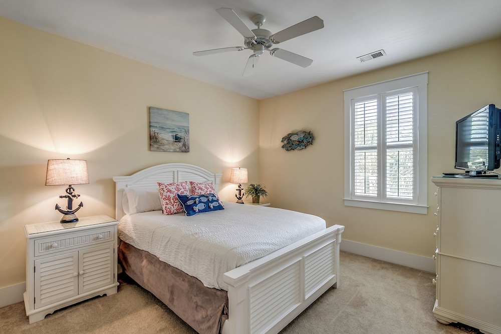 3 Bedrooms, House, 2 Double Beds, 2 King Beds
