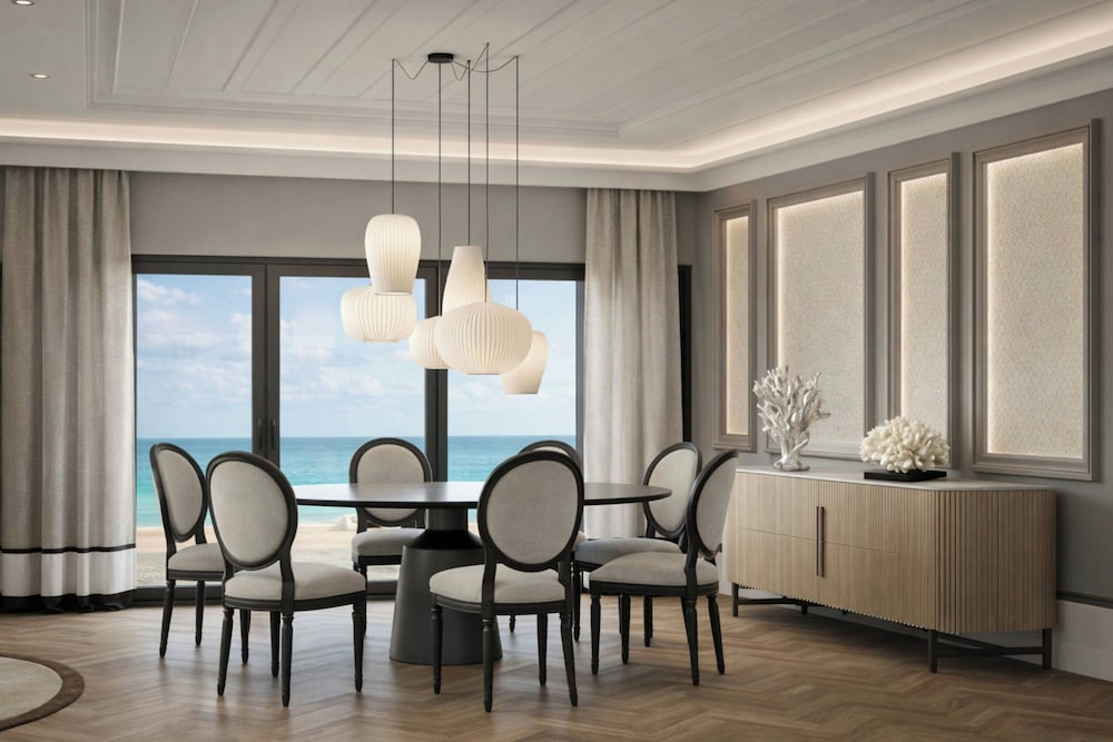 Suite, King Bed, Ocean Front, Balcony