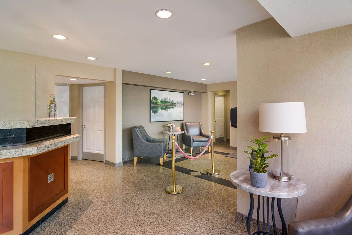 SureStay by Best Western North Vancouver Capilano 4/14