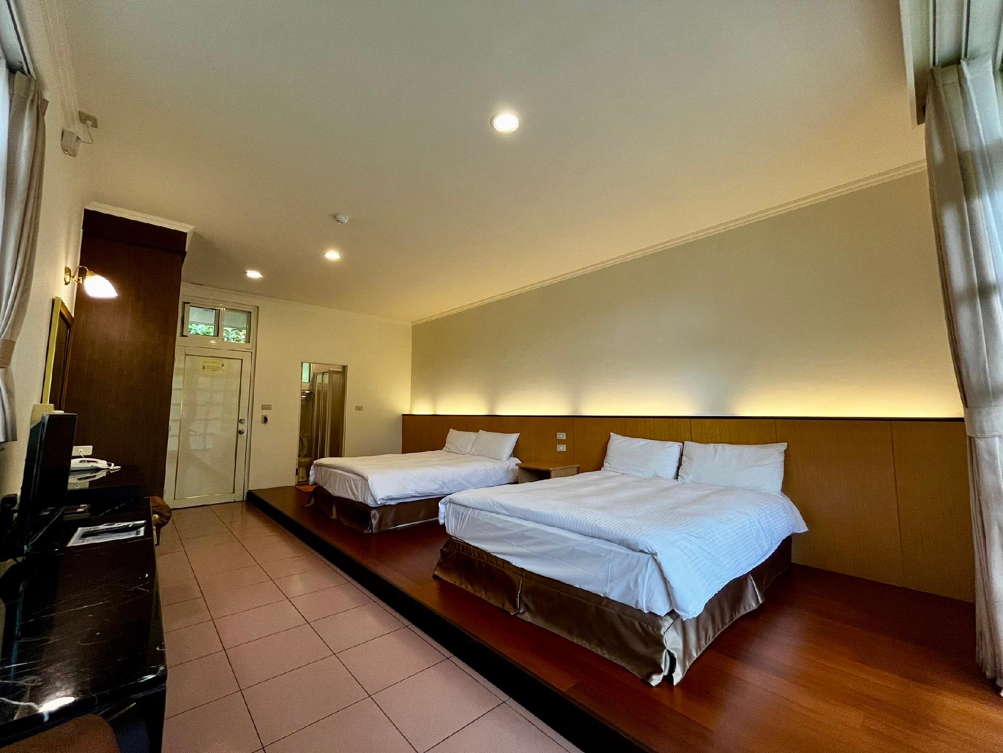 Room, Double Bed